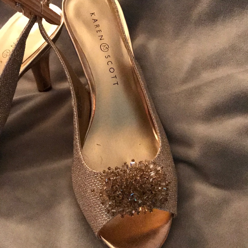 Karen Scott -Breena open toe high heels.size 7.